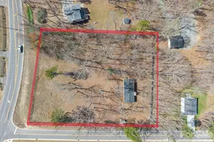 9121 Hutchinson Ln, Charlotte, NC 28216 - Photo 2