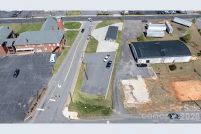 121 13th Street SW, Hickory, NC 28602 - Photo 26