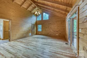 5023 Elk Park Hwy, Elk Park, NC 28622 - Photo 14