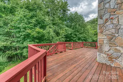 5023 Elk Park Highway, Elk Park, NC 28622 - Photo 26