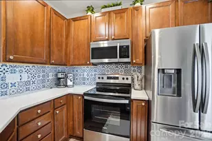 17754 Caldwell Track Dr, Cornelius, NC 28031 - Photo 16