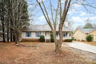 5902 Tynwald Ln, Charlotte, NC 28227 - Photo 4