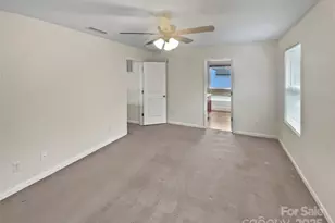 2305 Bloomfield Dr, Kannapolis, NC 28081 - Photo 4