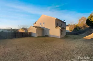 2305 Bloomfield Dr, Kannapolis, NC 28081 - Photo 8