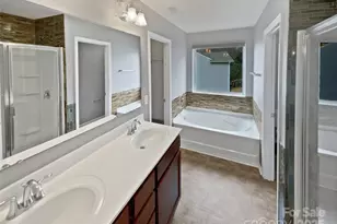 2305 Bloomfield Dr, Kannapolis, NC 28081 - Photo 6