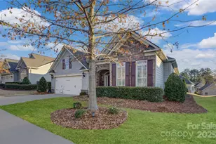 15511 Lake Ridge Rd, Charlotte, NC 28278 - Photo 2