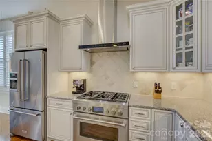 15511 Lake Ridge Rd, Charlotte, NC 28278 - Photo 14