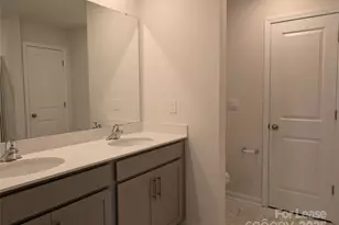 9043 Lowfalls Ln, Charlotte, NC 28216 - Photo 14