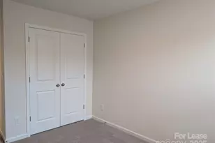 9043 Lowfalls Ln, Charlotte, NC 28216 - Photo 18