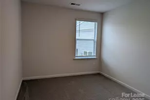 9043 Lowfalls Ln, Charlotte, NC 28216 - Photo 20