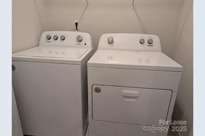 9043 Lowfalls Lane, Charlotte, NC 28216 - Photo 22