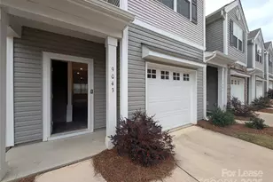 9043 Lowfalls Ln, Charlotte, NC 28216 - Photo 2