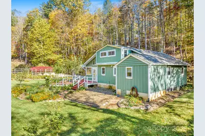 226 Fish Pond Lane, Burnsville, NC 28714 - Photo 8