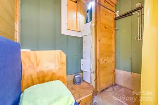 226 Fish Pond Ln, Burnsville, NC 28714 - Photo 32