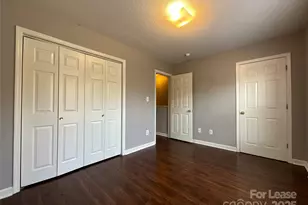 206 W 15th St, Newton, NC 28658 - Photo 12