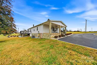 2010 Old Dragstrip Street, Hickory, NC 28601 - Photo 38