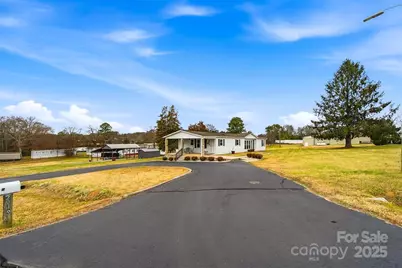 2010 Old Dragstrip Street, Hickory, NC 28601 - Photo 34