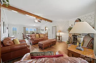 2010 Old Dragstrip St, Hickory, NC 28601 - Photo 8