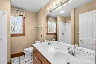 232 W Park Dr, Morganton, NC 28655 - Photo 18