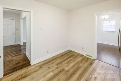 7029 Yorktowne Drive, Charlotte, NC 28226 - Photo 10