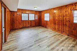 7029 Yorktowne Dr, Charlotte, NC 28226 - Photo 18