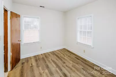 7029 Yorktowne Drive, Charlotte, NC 28226 - Photo 20