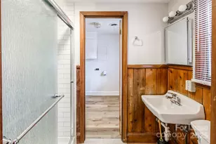 7029 Yorktowne Dr, Charlotte, NC 28226 - Photo 22