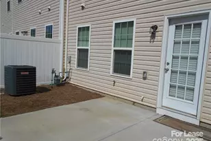 2605 Silverthorn Dr, Charlotte, NC 28273 - Photo 8