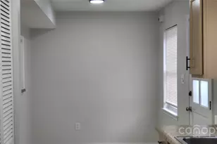 11011 Park Rd, Charlotte, NC 28226 - Photo 6