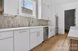 1420 E 35th St, Charlotte, NC 28205 - Photo 8