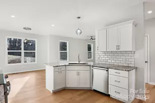 119 Lincoln Rdg Dr, Candler, NC 28715 - Photo 18