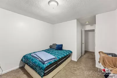 5305 Magnolia Tree Lane, Charlotte, NC 28215 - Photo 10