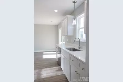 308 New Street, York, SC 29745 - Photo 8