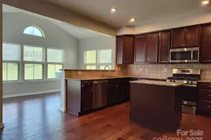 4122 Audubon Pk Dr, Charlotte, NC 28217 - Photo 12