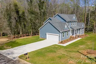 1326 Brentwood Dr, Newton, NC 28658 - Photo 24