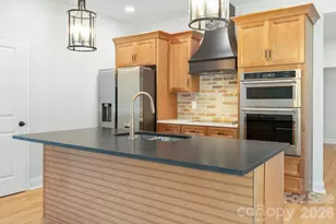 1326 Brentwood Dr, Newton, NC 28658 - Photo 4