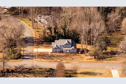 1326 Brentwood Drive, Newton, NC 28658 - Photo 2