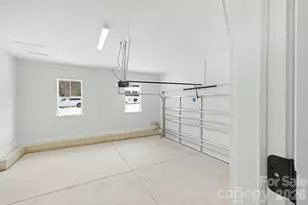 1326 Brentwood Dr, Newton, NC 28658 - Photo 24