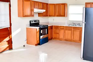 1121 Grovewood Dr, Charlotte, NC 28208 - Photo 22