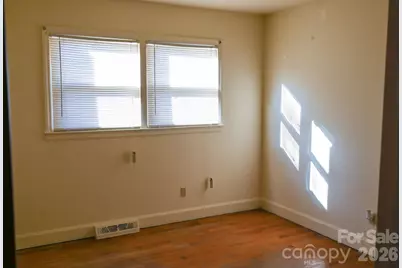 1121 Grovewood Drive, Charlotte, NC 28208 - Photo 42