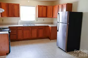 1121 Grovewood Dr, Charlotte, NC 28208 - Photo 24