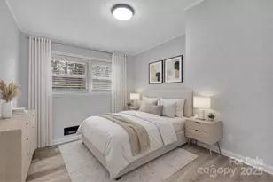 915 Crestmere St, Charlotte, NC 28208 - Photo 16