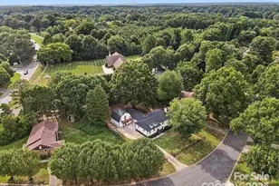 13530 4 Oaks Ln, Matthews, NC 28105 - Photo 30