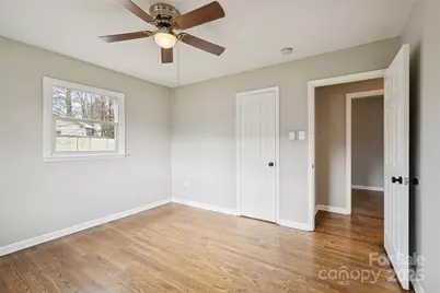 1126 Old US 70 Highway W, Black Mountain, NC 28711 - Photo 16