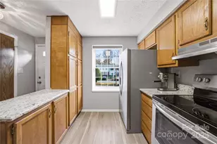 1235 Scaleybark Rd, Charlotte, NC 28209 - Photo 4