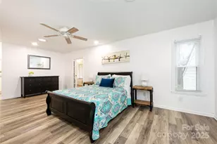 8307 Cricket Lake Dr, Charlotte, NC 28277 - Photo 28