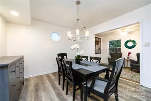 8307 Cricket Lake Dr, Charlotte, NC 28277 - Photo 18