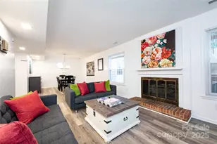 8307 Cricket Lake Dr, Charlotte, NC 28277 - Photo 12