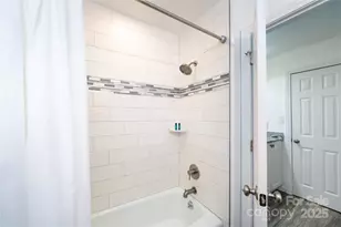 8307 Cricket Lake Dr, Charlotte, NC 28277 - Photo 32