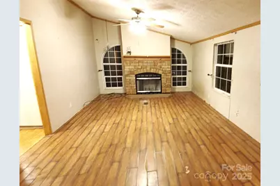 6 Woodland Street, Spruce Pine, NC 28777 - Photo 2